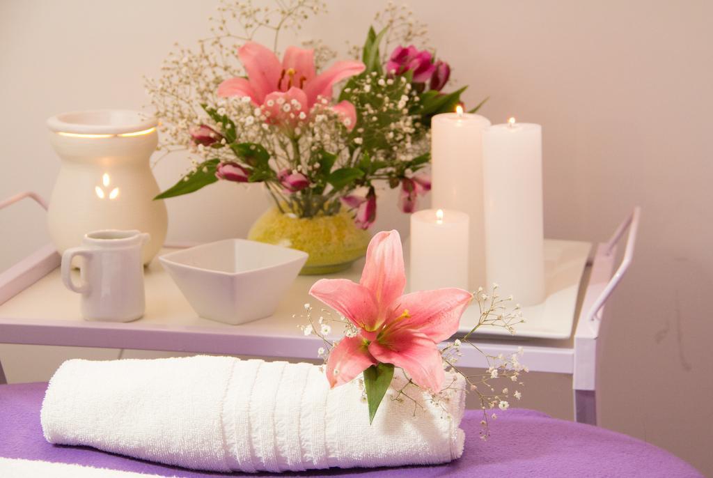 하워드 존슨 플라자 리조트 앤 카지노 마요라즈고 파라나 외부 사진 A spa treatment